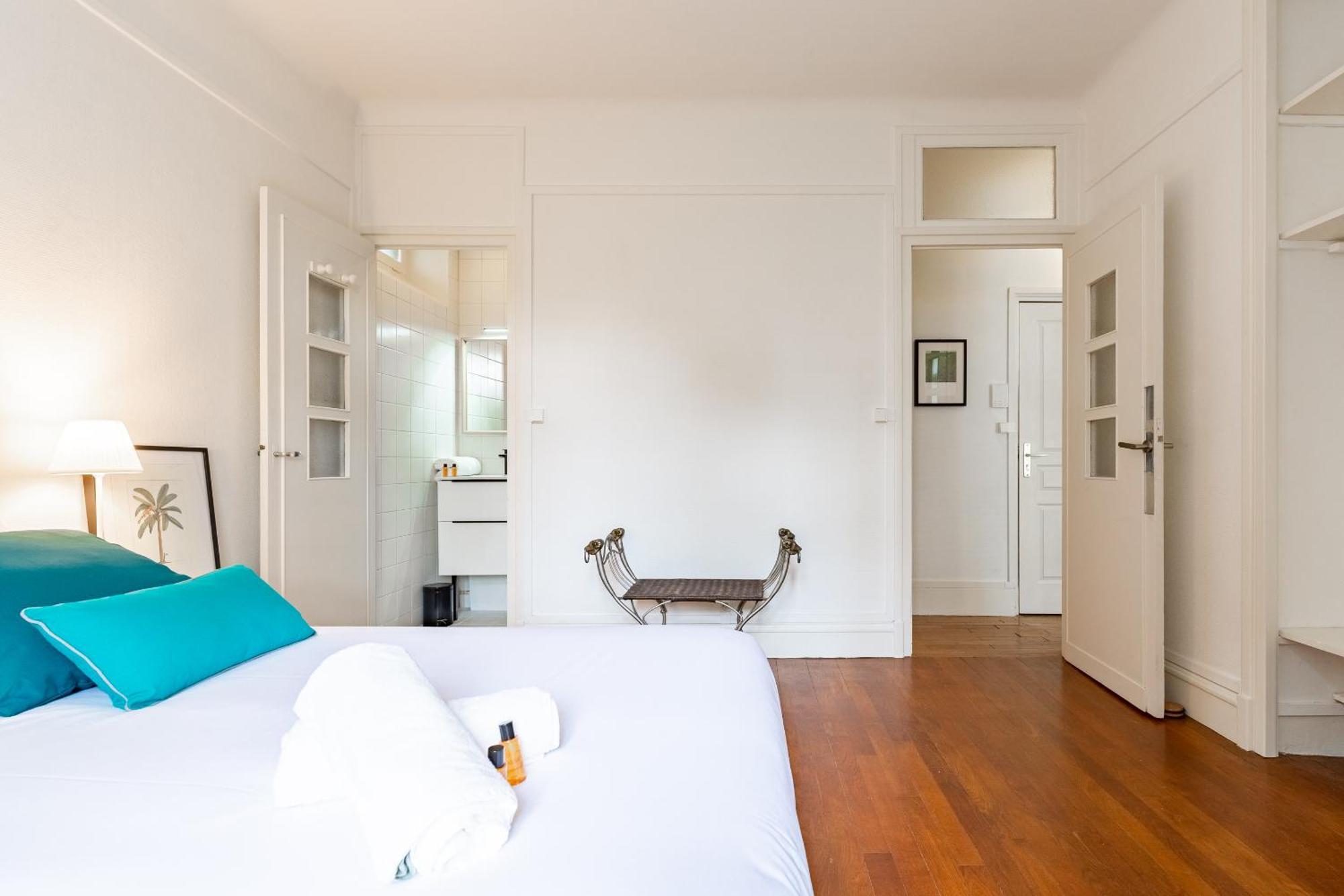 Collection Apartment *